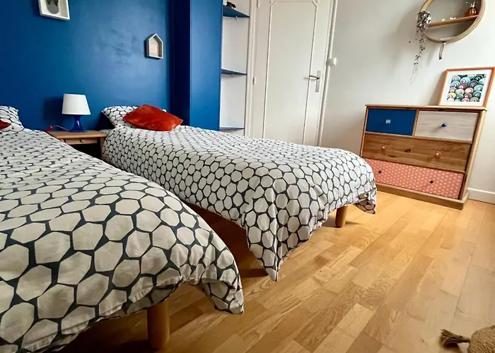 La Mesangere-maison Normande A 150m De La