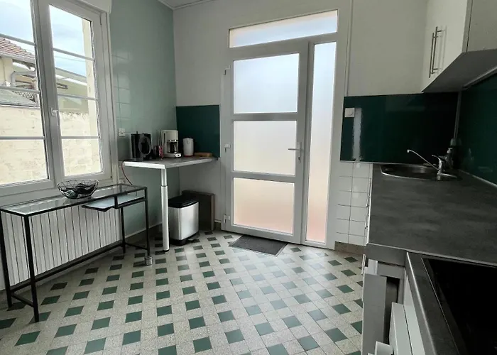 La Mesangere-maison Normande A 150m De La Hermanville-sur-Mer